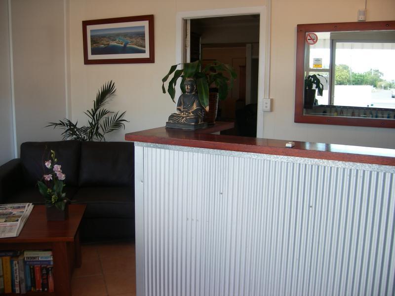 Bali Hi Motel Tuncurry Exterior foto