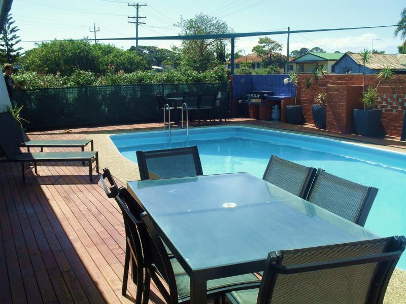 Bali Hi Motel Tuncurry Exterior foto